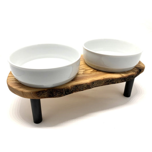 RUSTY PLUS feeding station (2 x 0.9 liter porcelain bowl) “jacked up” for food and water